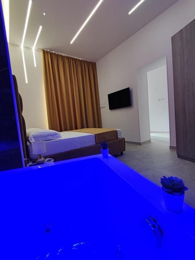 Twin Towers Naples Luxury Bed & Breakfast Luaran gambar