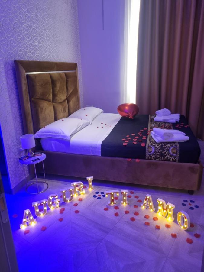 Twin Towers Naples Luxury Bed & Breakfast Luaran gambar