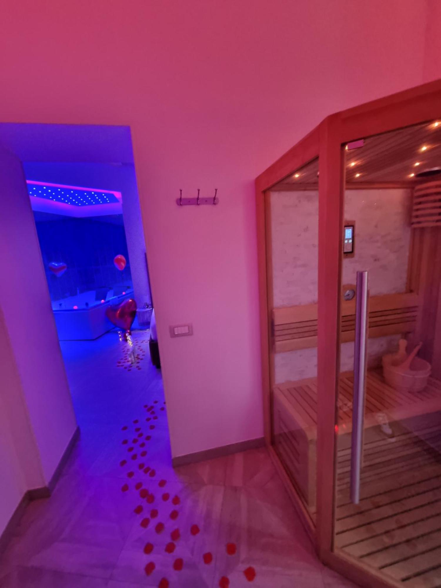 Twin Towers Naples Luxury Bed & Breakfast Luaran gambar