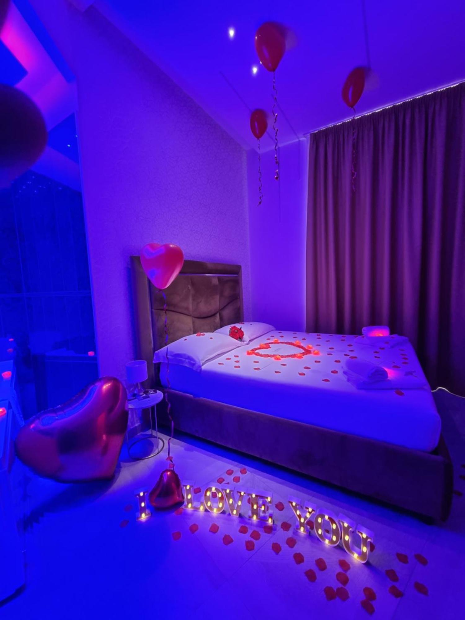 Twin Towers Naples Luxury Bed & Breakfast Luaran gambar